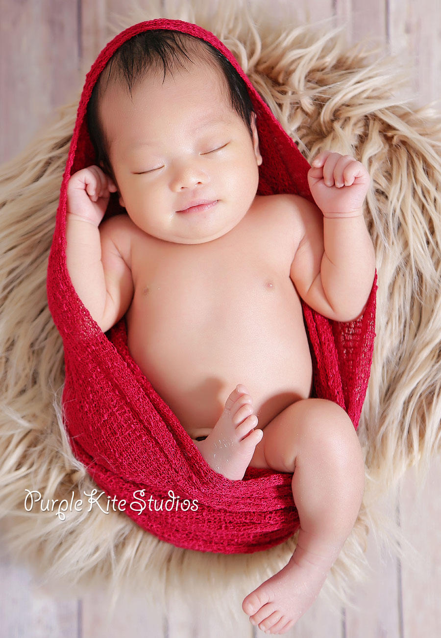 Reese @ 11 days old by Purple Kite Studios